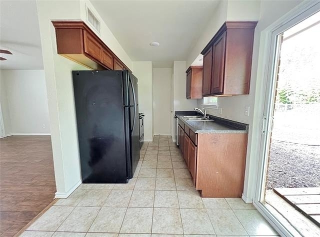 114 Southmanor Court - Photo 4