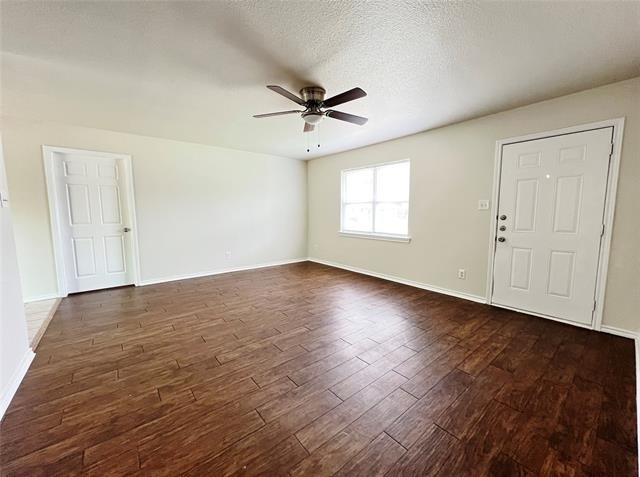 114 Southmanor Court - Photo 2
