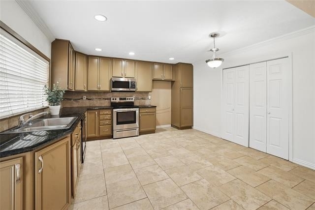 5161 Bartlett Drive - Photo 9