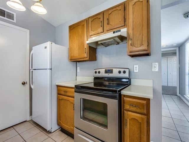 4646 Carr Street - Photo 11
