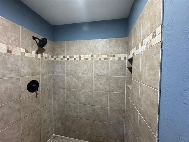 821 Travis Street - Photo 7