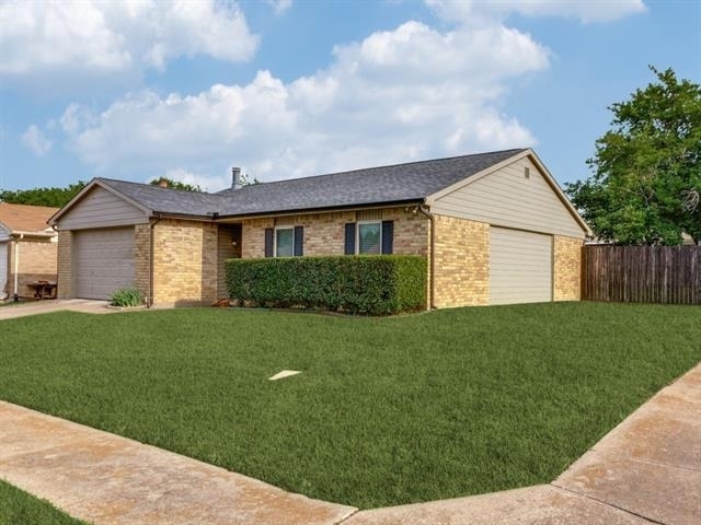 6900 Sandstone Court - Photo 2