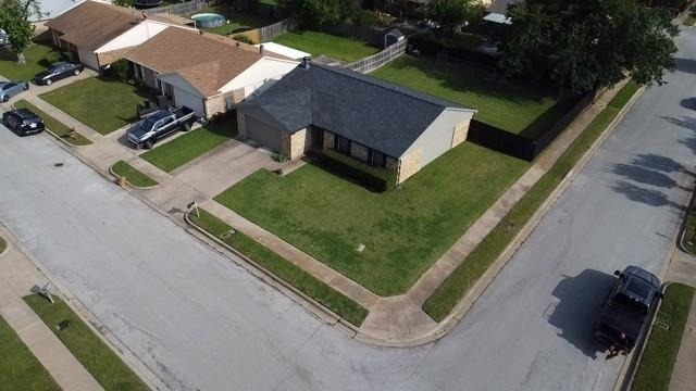 6900 Sandstone Court - Photo 3