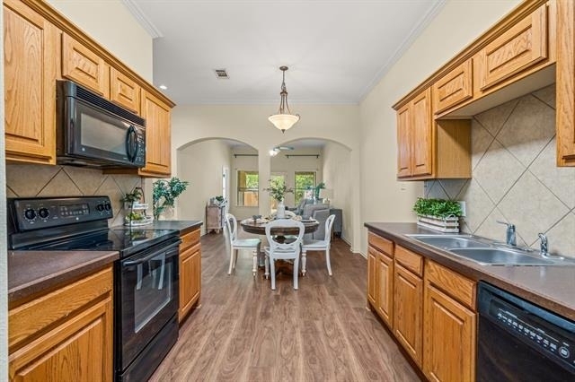 502 S Main Street - Photo 5