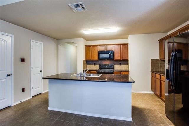 1121 Rainer Drive - Photo 4