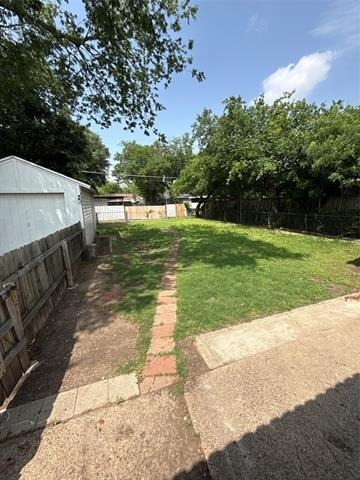 1607 Mcadams Avenue - Photo 10