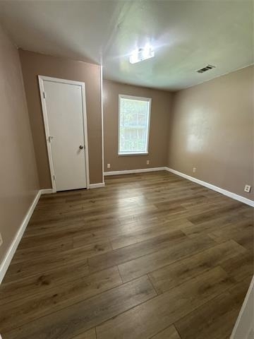 1607 Mcadams Avenue - Photo 2