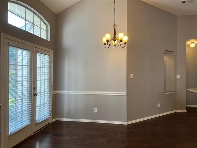 9811 Cliffside Drive - Photo 2