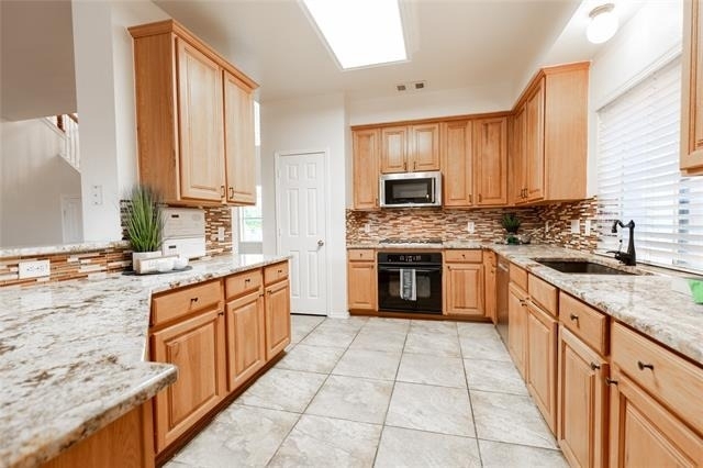 1121 Ducks Landing - Photo 14