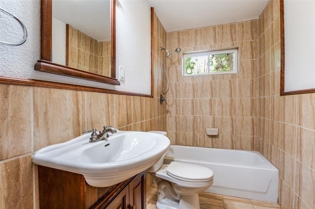8635 Ashcroft Avenue - Photo 8