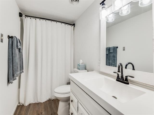 504 Kiowa Drive E - Photo 11