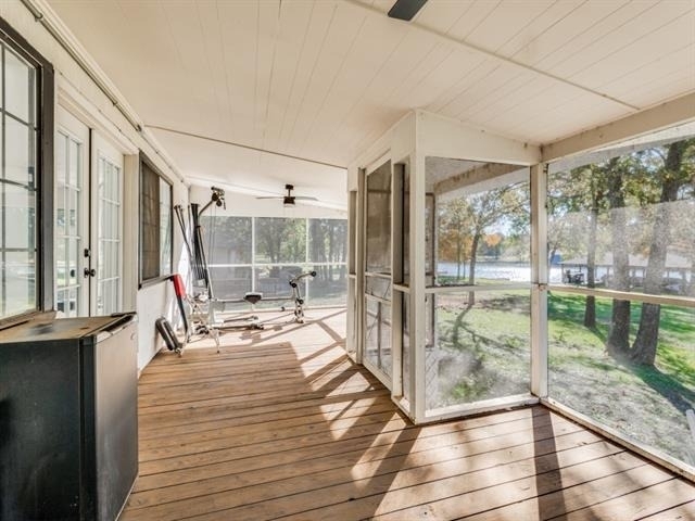 504 Kiowa Drive E - Photo 13