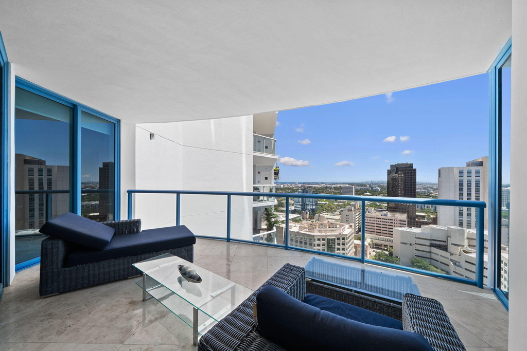 333 Las Olas Way - Photo 32