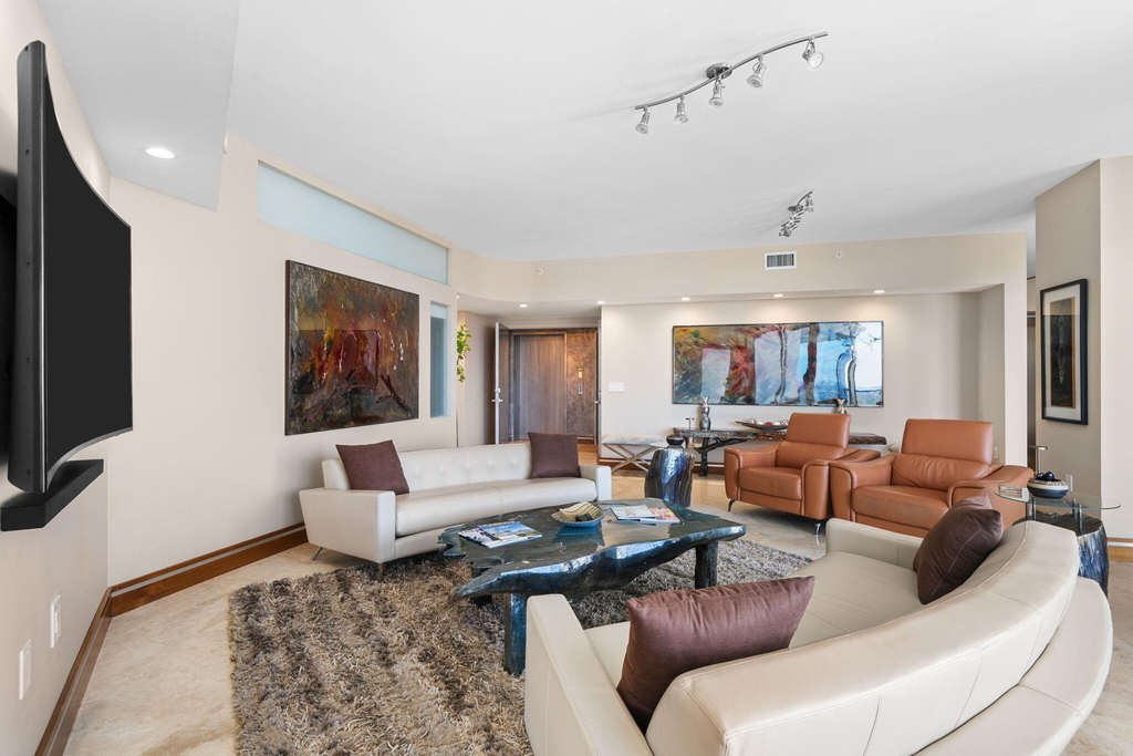 333 Las Olas Way - Photo 3