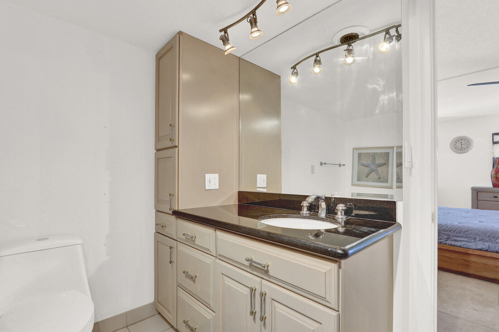 5510 N Ocean Drive - Photo 20