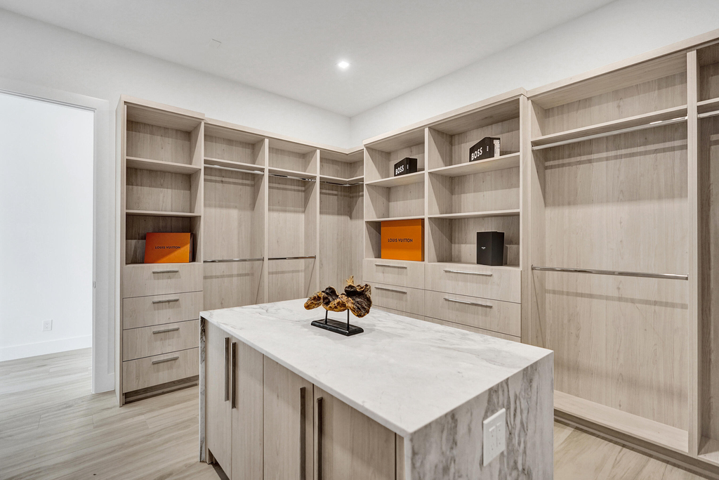 235 Ne 11th Street - Photo 50