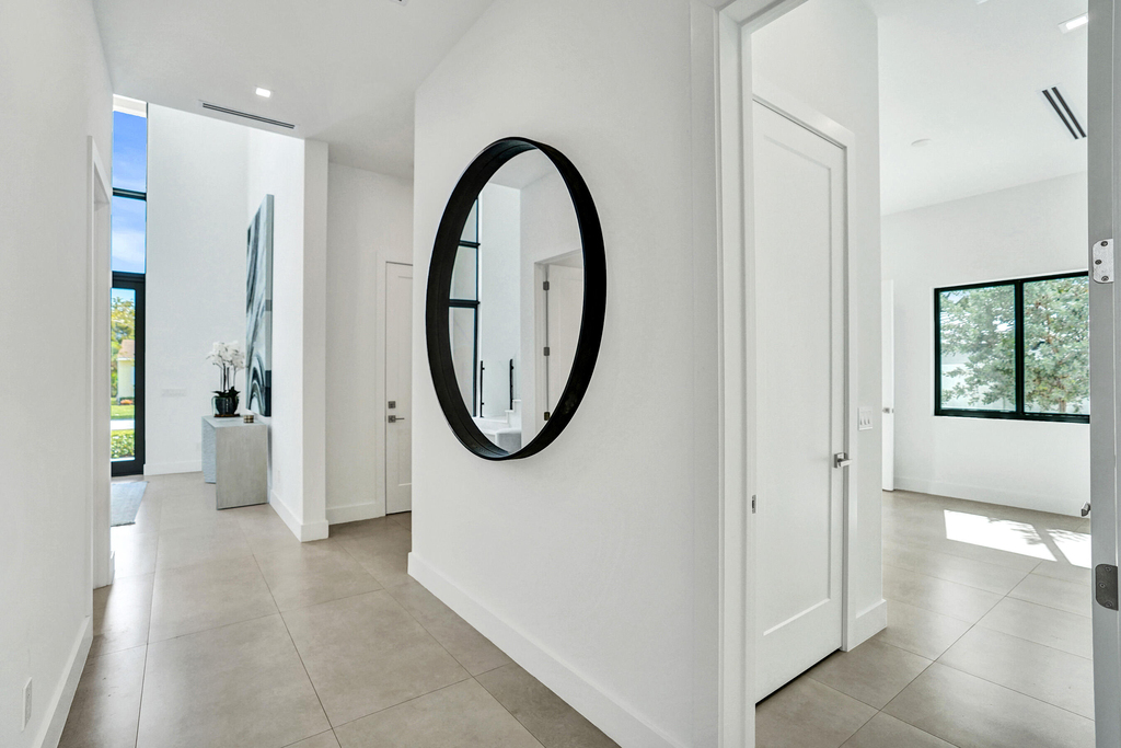 235 Ne 11th Street - Photo 3