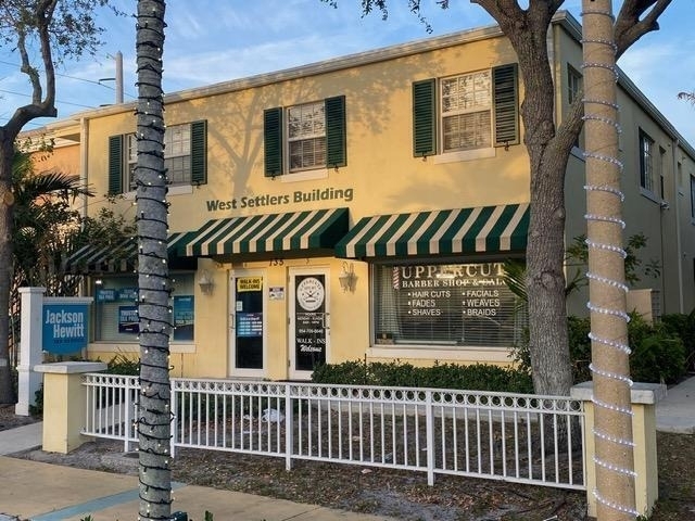 135 Nw 5th Avenue - Photo 0