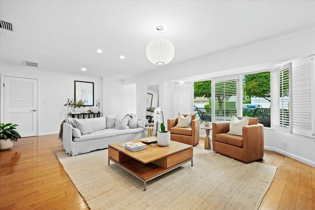 232 Cove Place - Photo 9