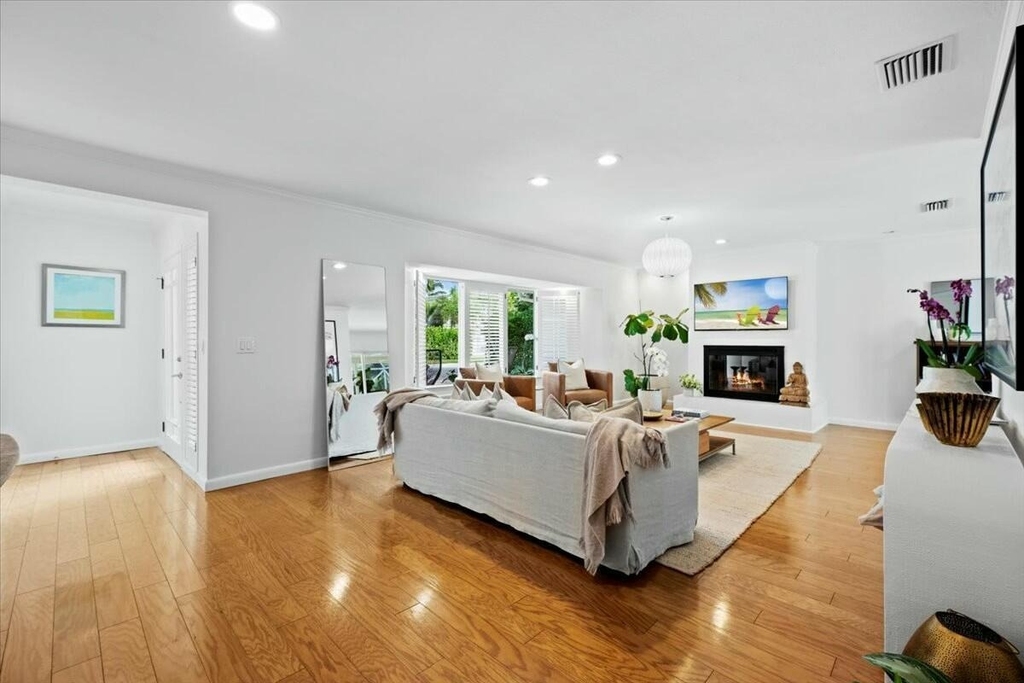 232 Cove Place - Photo 7