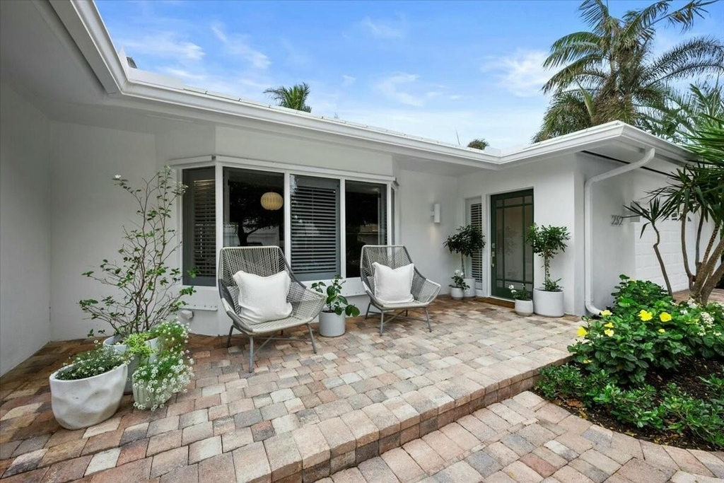 232 Cove Place - Photo 3