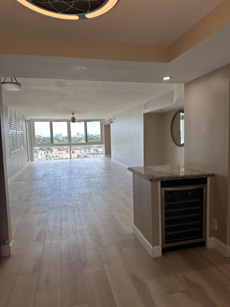 301 Lake Shore Drive - Photo 6