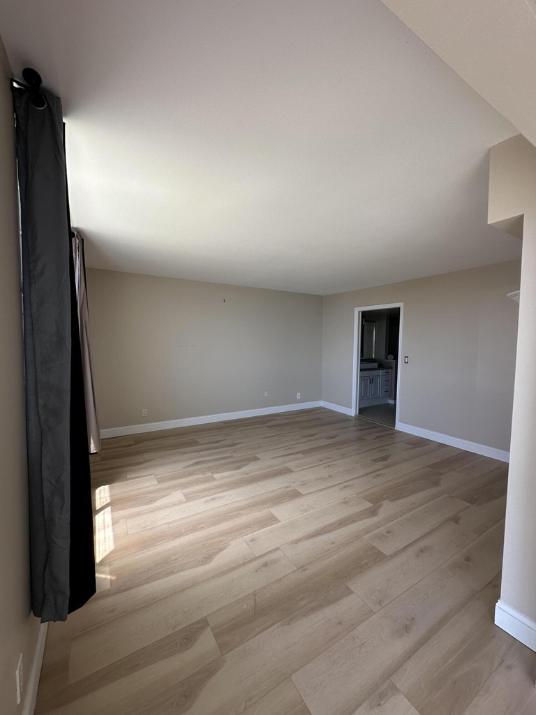 301 Lake Shore Drive - Photo 9