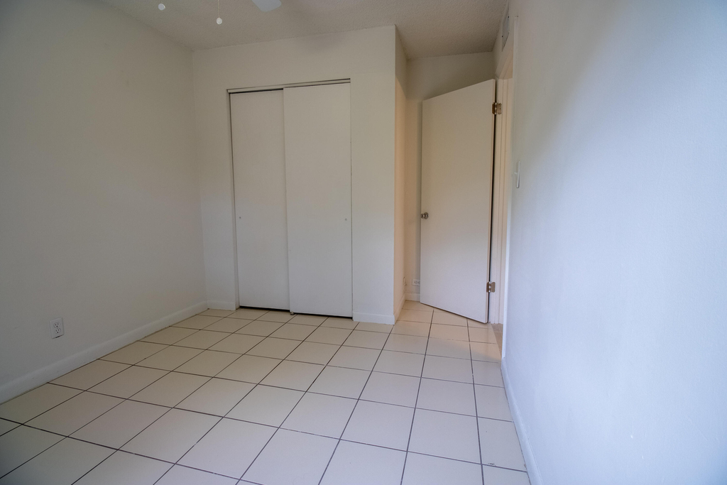 1505 Himmarshee Street - Photo 8