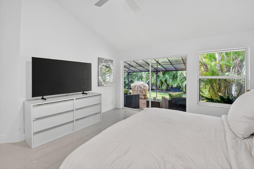 2218 Nw 52nd Street - Photo 14