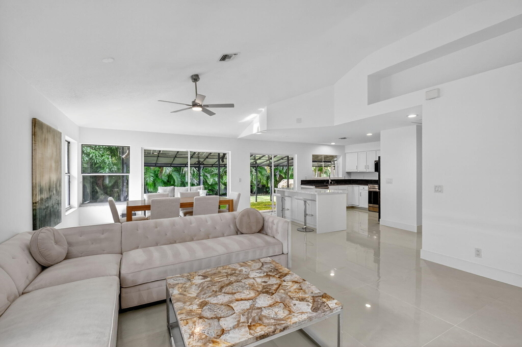 2218 Nw 52nd Street - Photo 3