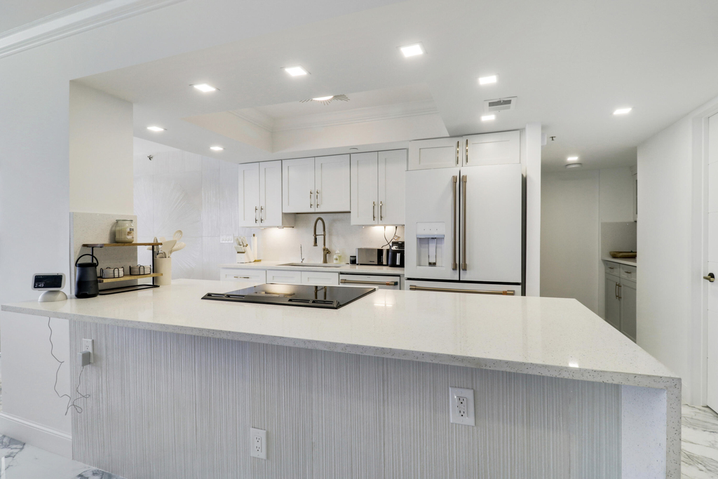 5280 N Ocean Drive - Photo 4