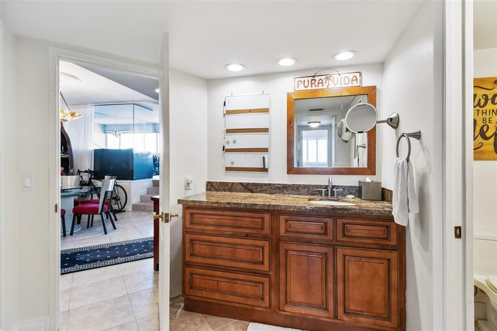 333 Sunset Drive - Photo 5
