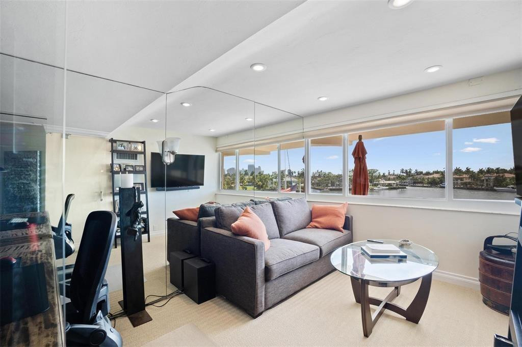 333 Sunset Drive - Photo 8