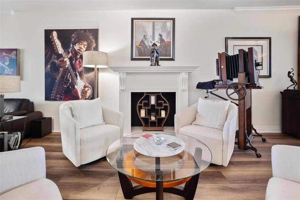 333 Sunset Drive - Photo 3