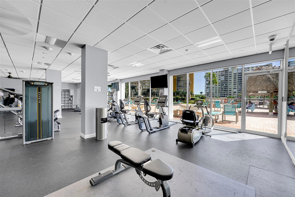 405 N Ocean Boulevard - Photo 41