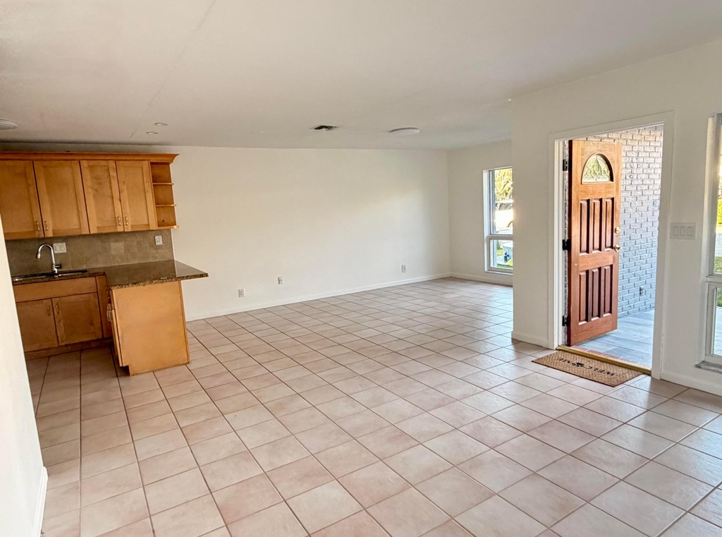 630 Ne 19th Avenue - Photo 5