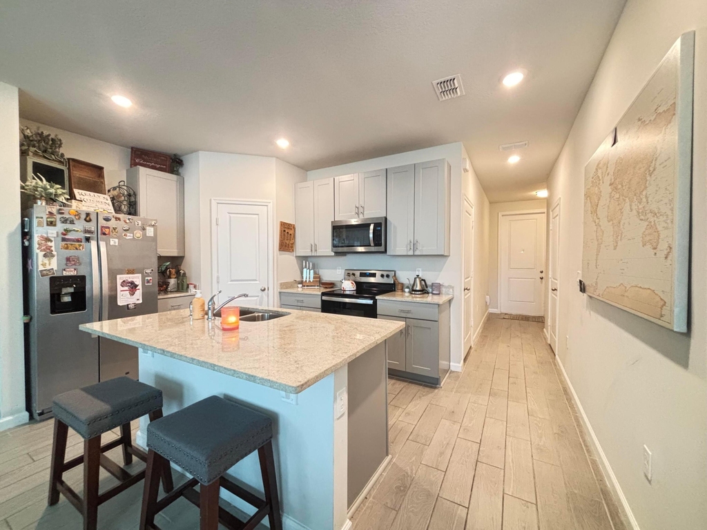 2410 Se Tarvest Way - Photo 12