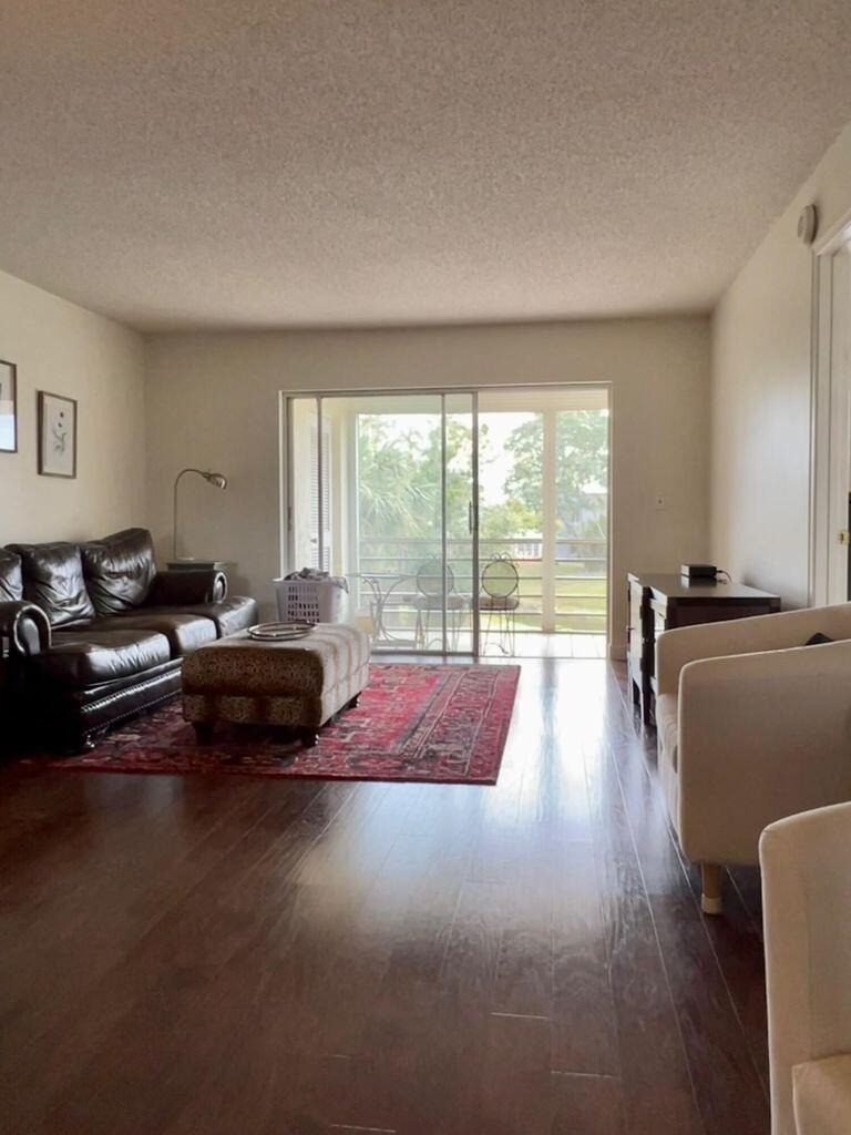 2828 Casita Way - Photo 4