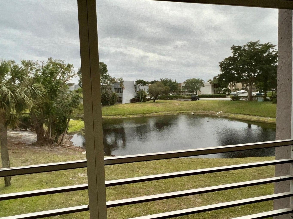 2828 Casita Way - Photo 9