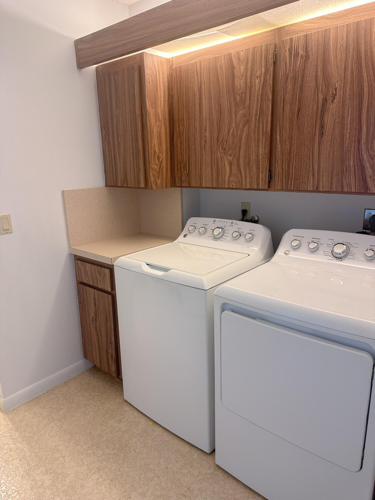 3511 Village Boulevard - Photo 3