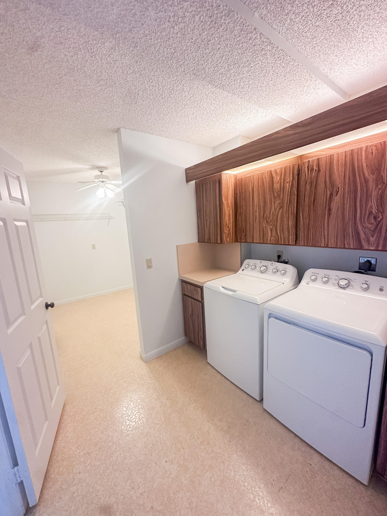 3511 Village Boulevard - Photo 4