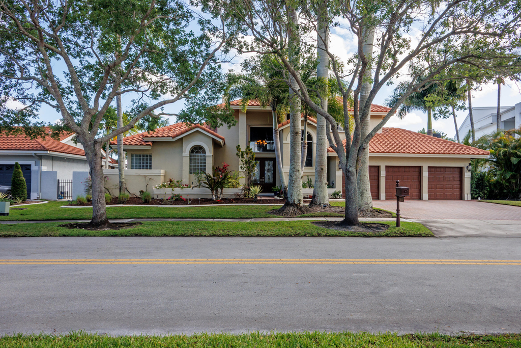 18142 Nw 15th Court - Photo 1