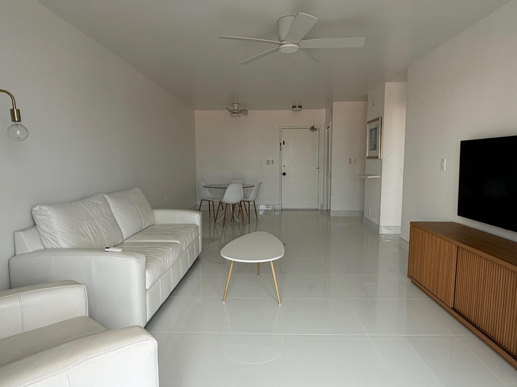 3000 Riomar Street - Photo 6