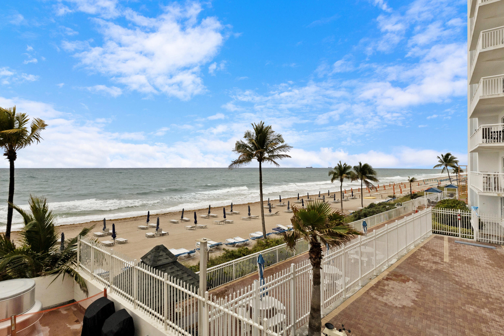3900 Galt Ocean Drive - Photo 35