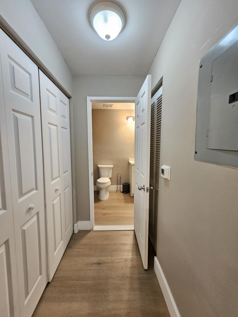 780 S Sapodilla Avenue - Photo 7
