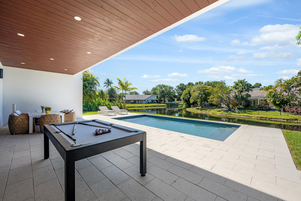1000 Sw 93rd Avenue - Photo 3