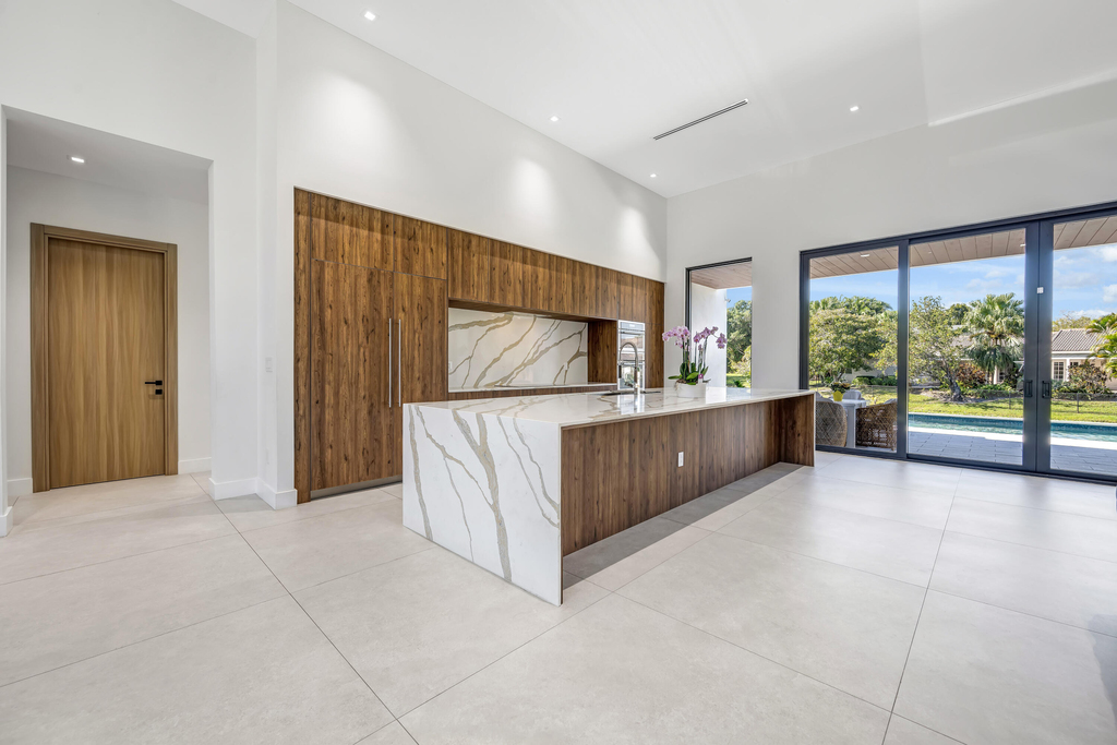 1000 Sw 93rd Avenue - Photo 8