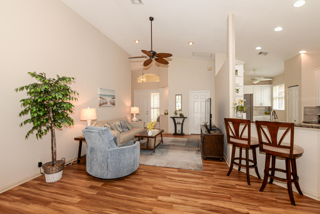 421 Nw Sunview Way - Photo 8