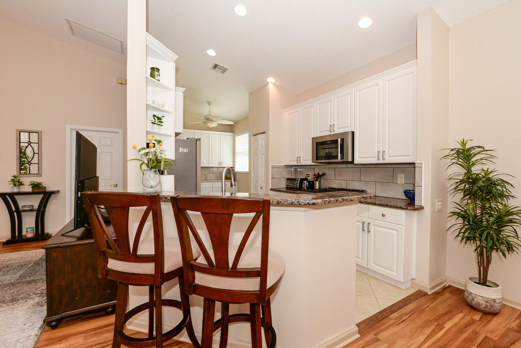421 Nw Sunview Way - Photo 13