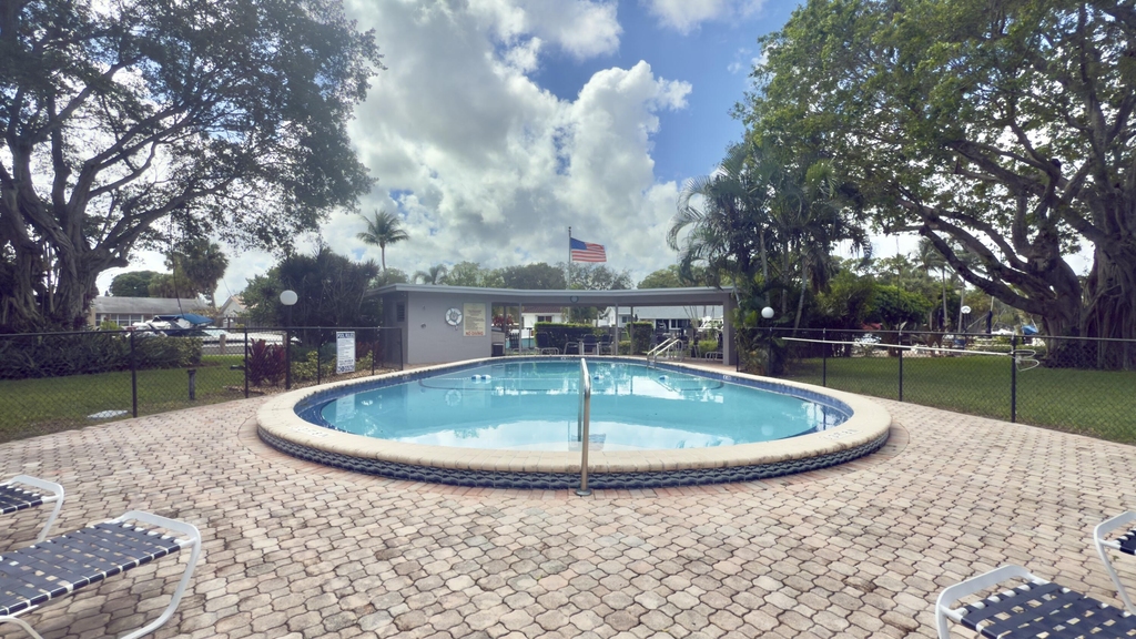 1200 Sw 12th Street Sw - Photo 4